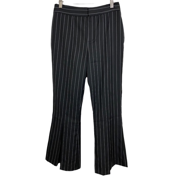 FRAME Pleated Crop Pants - Picture 4 of 7
